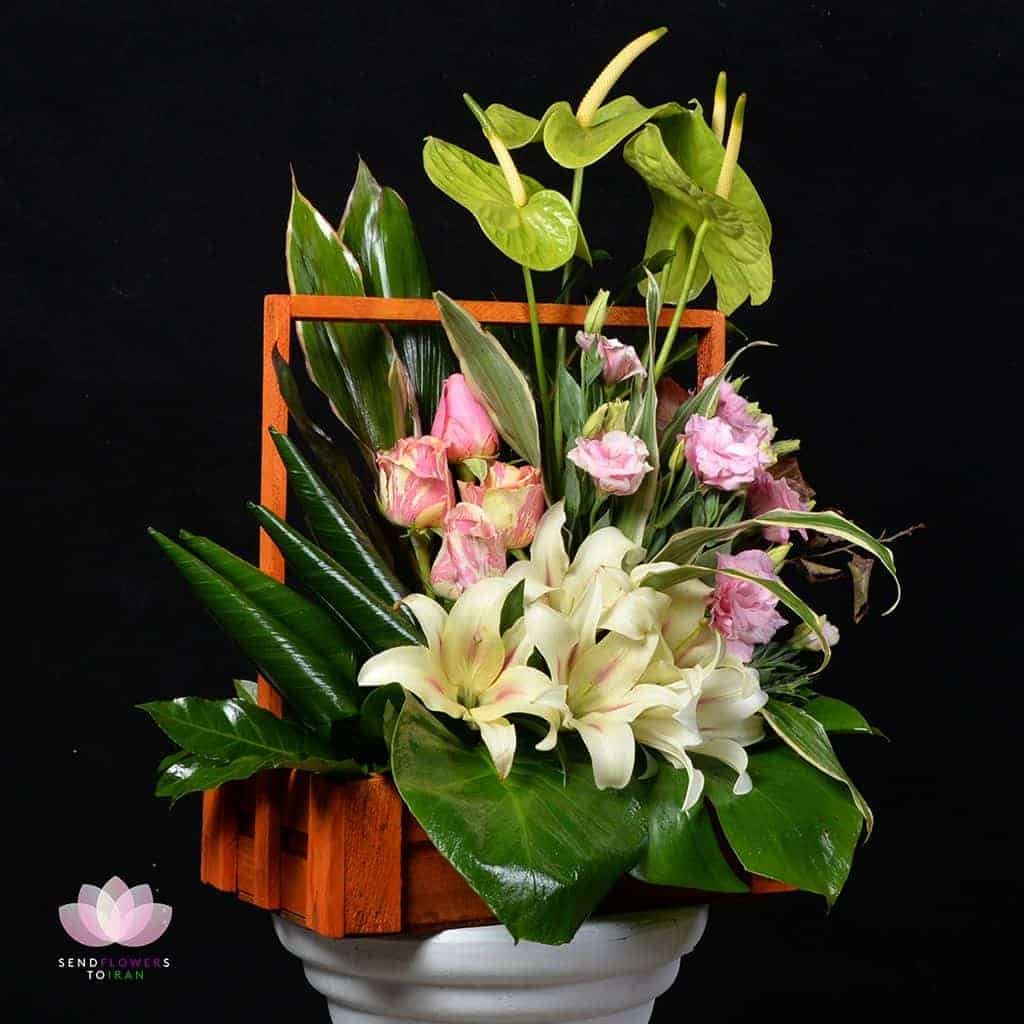 Wooden Flower box with handle -Medium - sendflowers